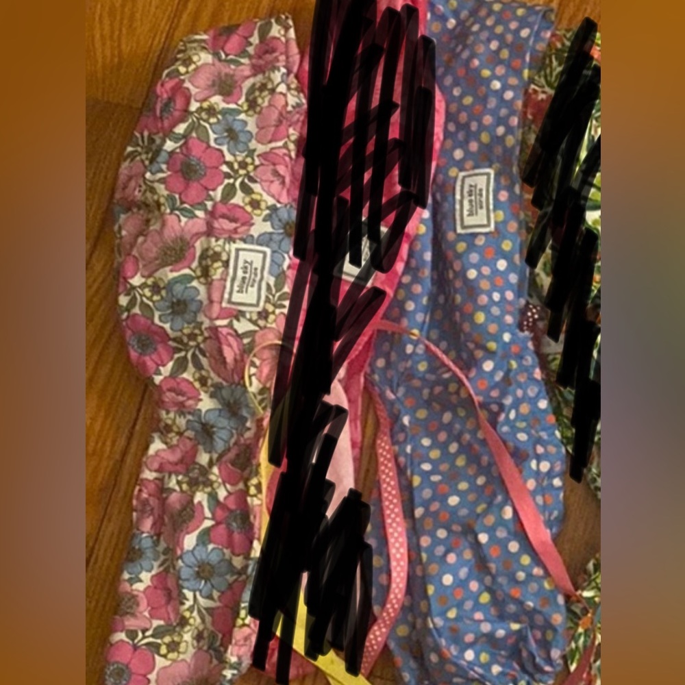 Scrub caps